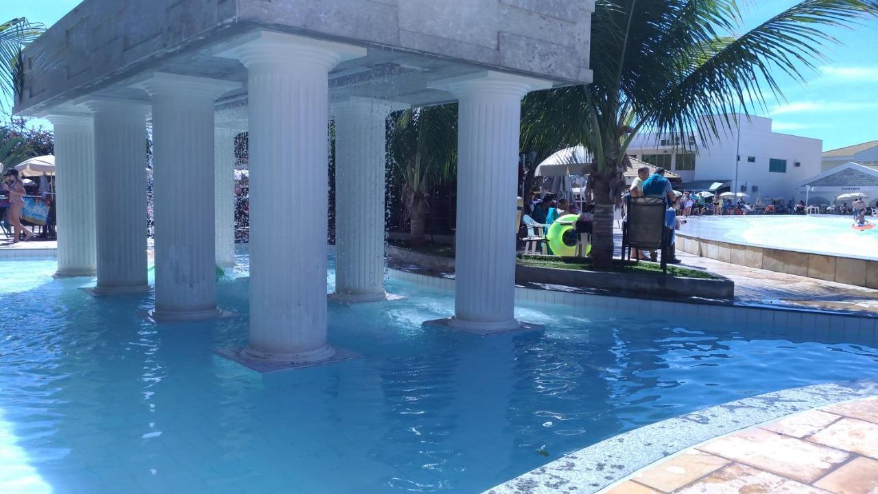Thermas Lacqua Diroma Com Piscina De Ondas Gratis 24Horas Caldas Novas Eksteriør billede