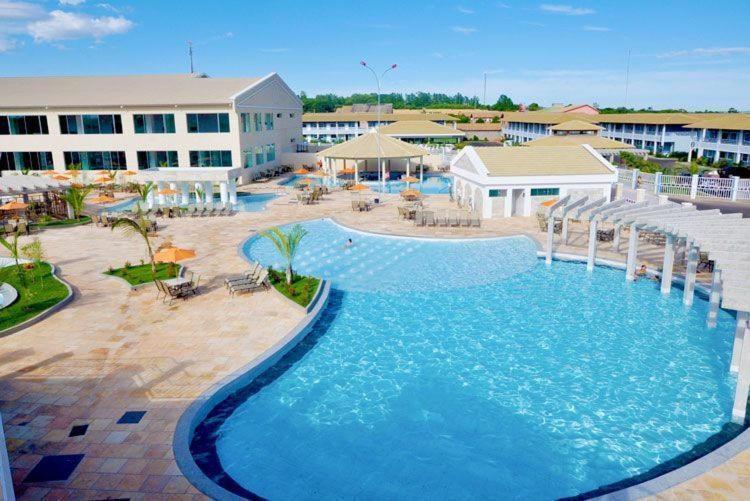 Thermas Lacqua Diroma Com Piscina De Ondas Gratis 24Horas Caldas Novas Eksteriør billede