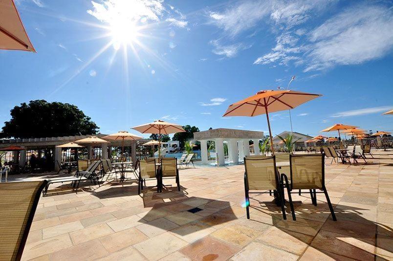 Thermas Lacqua Diroma Com Piscina De Ondas Gratis 24Horas Caldas Novas Eksteriør billede