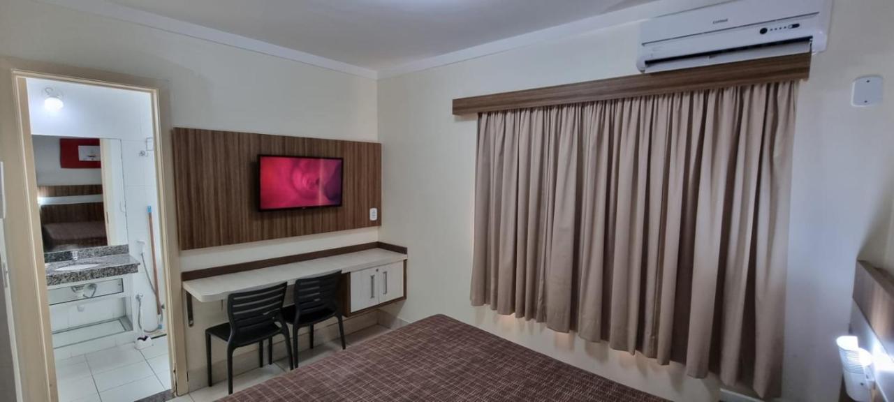 Thermas Lacqua Diroma Com Piscina De Ondas Gratis 24Horas Caldas Novas Eksteriør billede